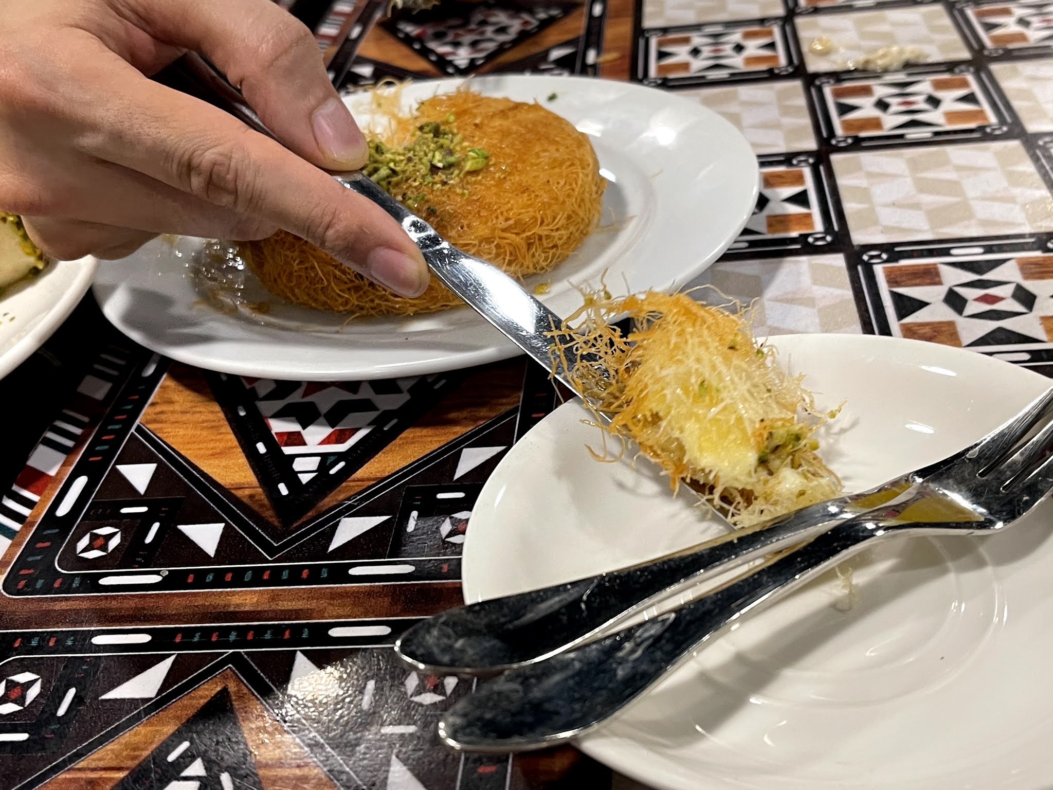 MAKAN MALAM DI SYRIAN HOUSE RESTAURANT MALAYSIA KAMPUNG BARU مطعم البيت السوري ماليزيا