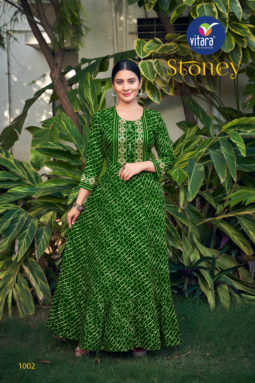 LMG 1224 HEAVY GEORGETTE EMBROIDERY NEW DESIGNER EXCLUSIVE BEAUTIFUL GREEN  COLOUR FANCY SUPERHIT PARTY WEAR WEDDING READY TO WEAR GOWN WITH STYLISH  DUPATTA SET BEST SUPPLIER IN INDIA MALAYSIA SINGAPORE - Reewaz
