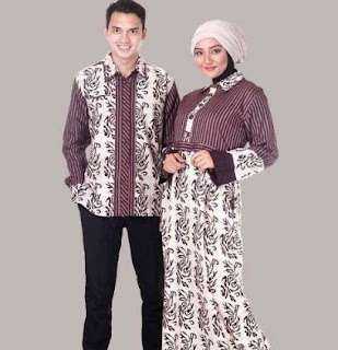 Gaya model baju batik couple lengan panjang remaja muda