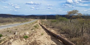 FALTA D'ÁGUA: Adutora de Tauá para de funcionar por falta de energia antes de completar 30 dias