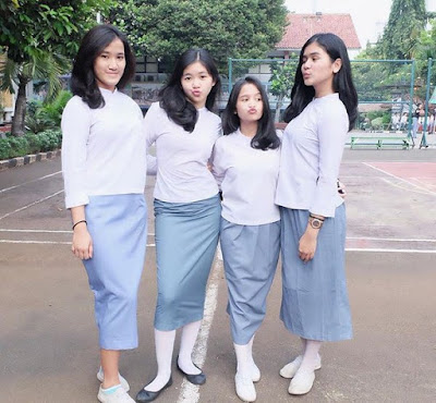 Gaya Seragam Cewe SMA  2019 Kekinian dan Modis Gaya Hidup 