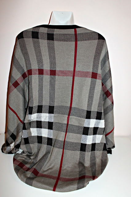 http://it.shein.com/Red-Khaki-Batwing-Sleeve-Plaid-Cardigan-p-223877-cat-1734.html