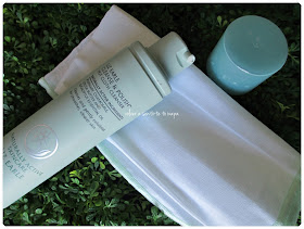 Cleanse & Polish Hot Cloth Cleanser de LIZ EARLE