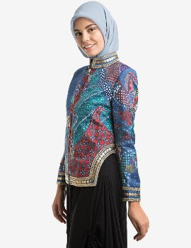 Baju batik atasan wanita muslimah jaman sekarang