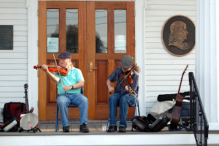 FiddlingThomsons at 2016 Franklin Cultural Festival