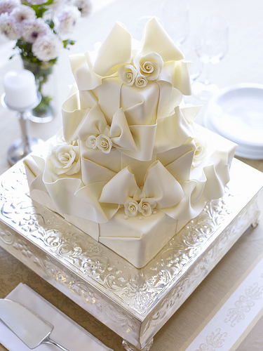 bliss white wedding cakes