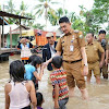 Pj Bupati Muaro Jambi Bachyuni Deliansyah, Tinjau Warga Korban Banjir.