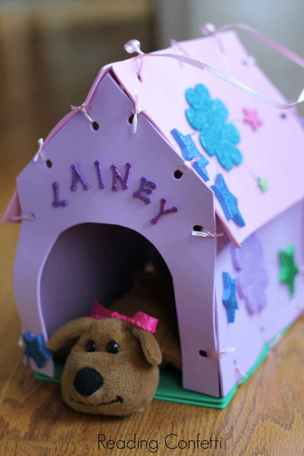 Make Your Own Stuffed Animal House and Carrier ~ Reading Confetti