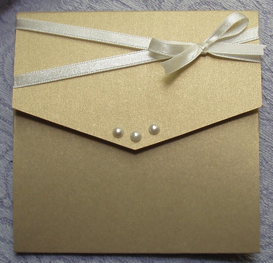 Elegant Bow Pocket Fold