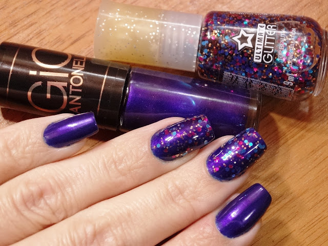 Esmaltes Hits Tremedeira + Top Beauty Constellation