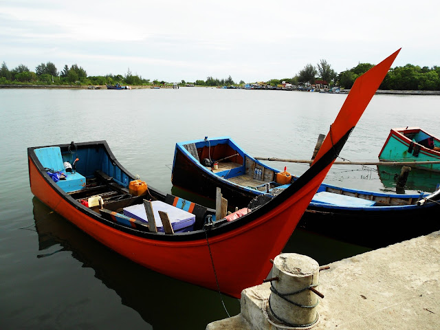 Suatu Pagi Di Muara Pantai Ulee Lheu