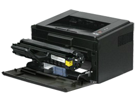 Toner de impresora Samsung saliendo por parte frontal.