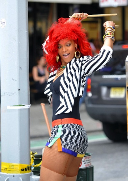 rihanna red hair wig. rihanna red hair hot.