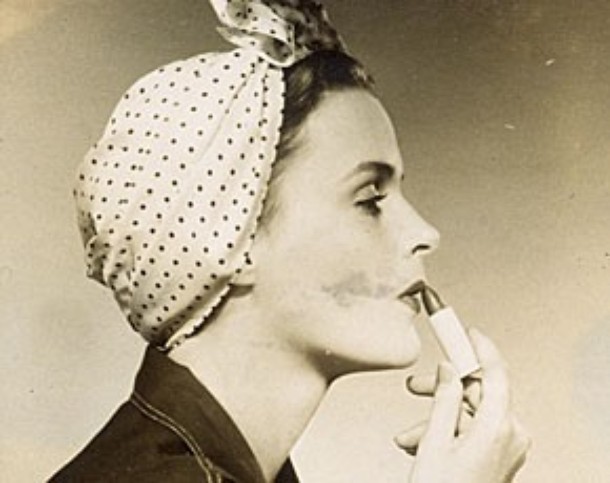 Vintage 1940's Hairstyles - Womens Hair Safety in the Second World War.