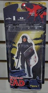 McFarlane Toys The Walking Dead 2013 Toy Fair Display - Comic Book Series