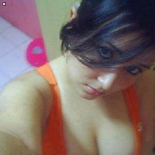 Hot Grils Photos