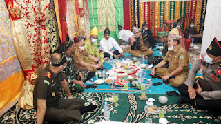 RITUAL ADAT TOLAK BALA BAKAUA - IKSB SANGGAU