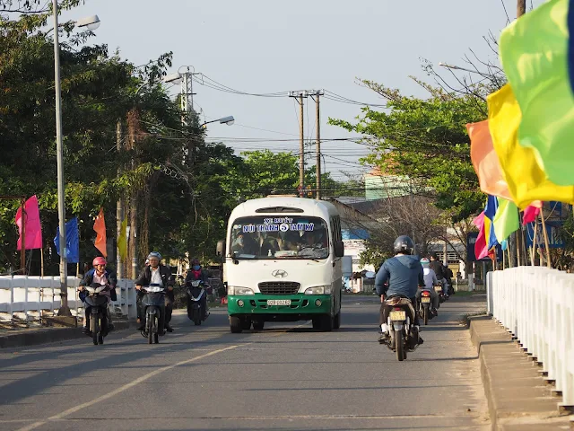 Hệ thống xe buýt, xe du lịch, taxi Đà Nẵng, Quảng Nam, Huế