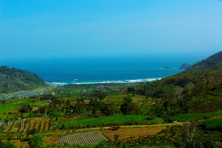 Pantai Jolosutro Jawa Timur