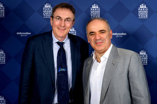 Philippe Dornbusch & Garry Kasparov - Photo © Echecs & Stratégie
