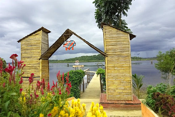 Jembatan Cinta Danau Laet Tayan Hilir Photo