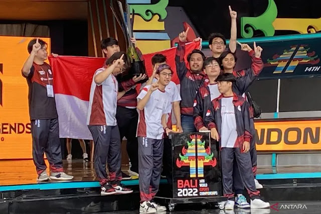 Timnas Indonesia Mobile Legend Juara Dunia