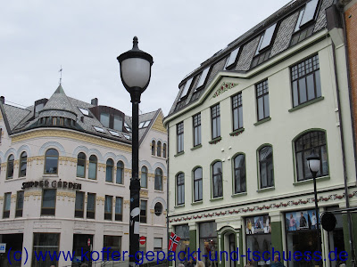 Alesund Jugendstil Häuser Kongens gate Norwegen Kreuzfahrt mit Mein Schiff 4 in 2022