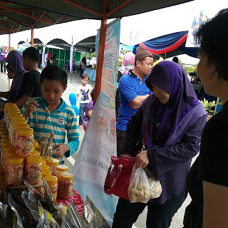 KARNIVAL TANI UMS, SAMBAL TUHAU, TUHAU, JERUK TUHAU, SERUNDING TUHAU, PES TUHAU, TUHAU BORNEO, TUHAU ASLI