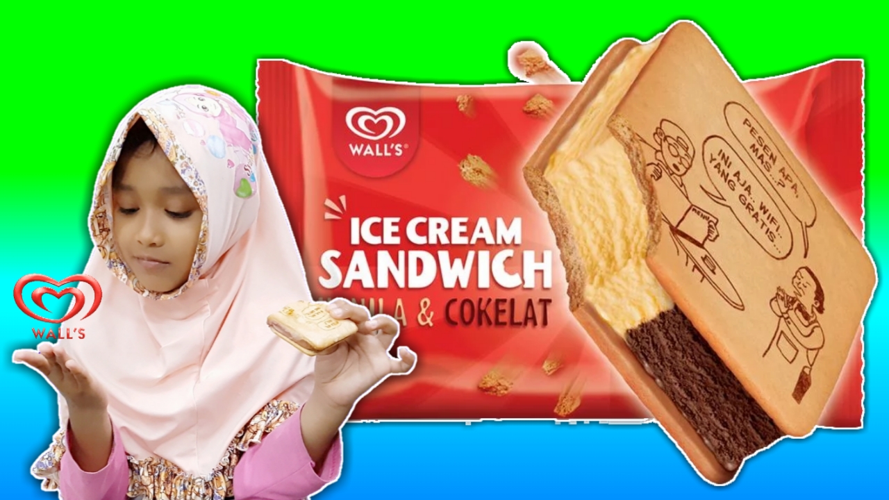 SINGGAH SEJENAK BERSAMA ES KRIM SANDWICH, Nafis Icip Wall's Ice Cream, Eating Ice Cream Enaaaak