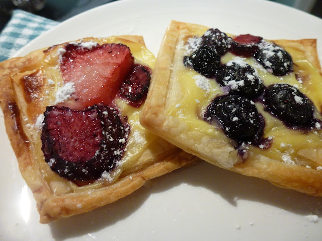 Cooked Fruit Custard Tarts