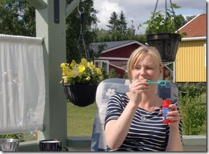 Juni-Juli 2011 103