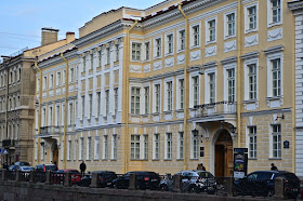 Saint Pétersbourg :  le musée-appartement Alexandre Pouchkine  