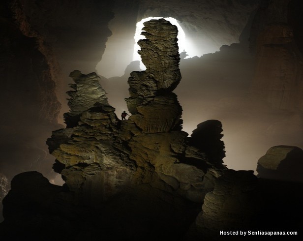 Son Doong Cave stalagmit