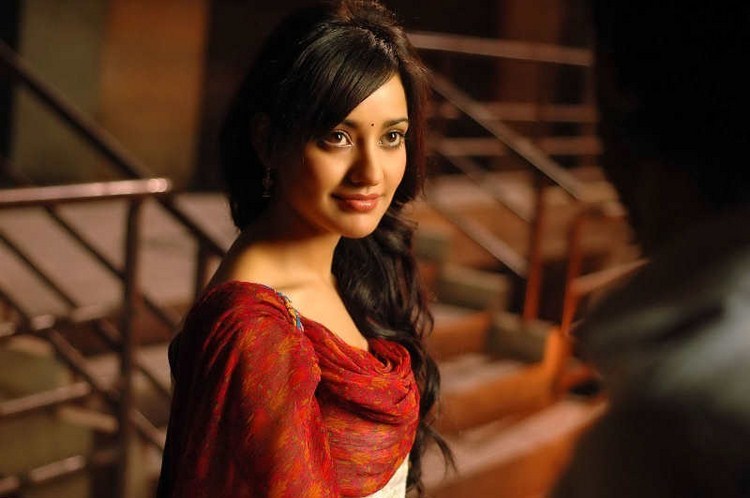 latest wallpapers of neha sharma. Actress Neha Sharma Wallpapers