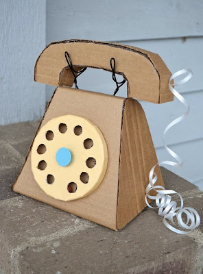 http://www.ikatbag.com/2011/12/cardboard-telephone.html