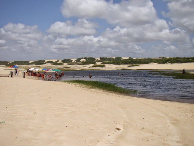 uma das praias do passeio de buggy pelo litoral norte de natal