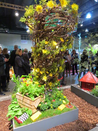 Philadelphia Flower Show 2015: Dog Houses- Toto