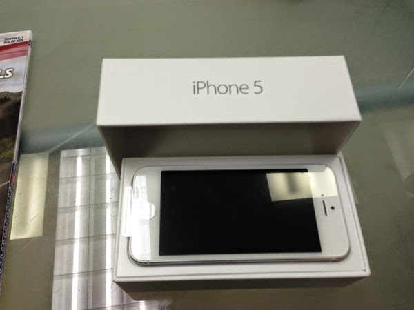 http://www.mojtrg.rs/Listing/AdDetail/Index/846823-Iphone-5-64gb-beli