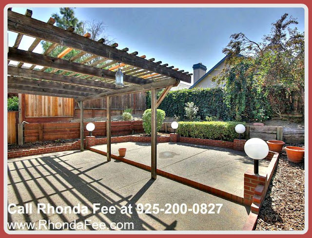 Even though it is already lovely to look at, you can still spruce up the backyard of this beautiful Pleasanton CA 3 bedroom home for sale near downtown Pleasanton to make it more appealing to your guests.