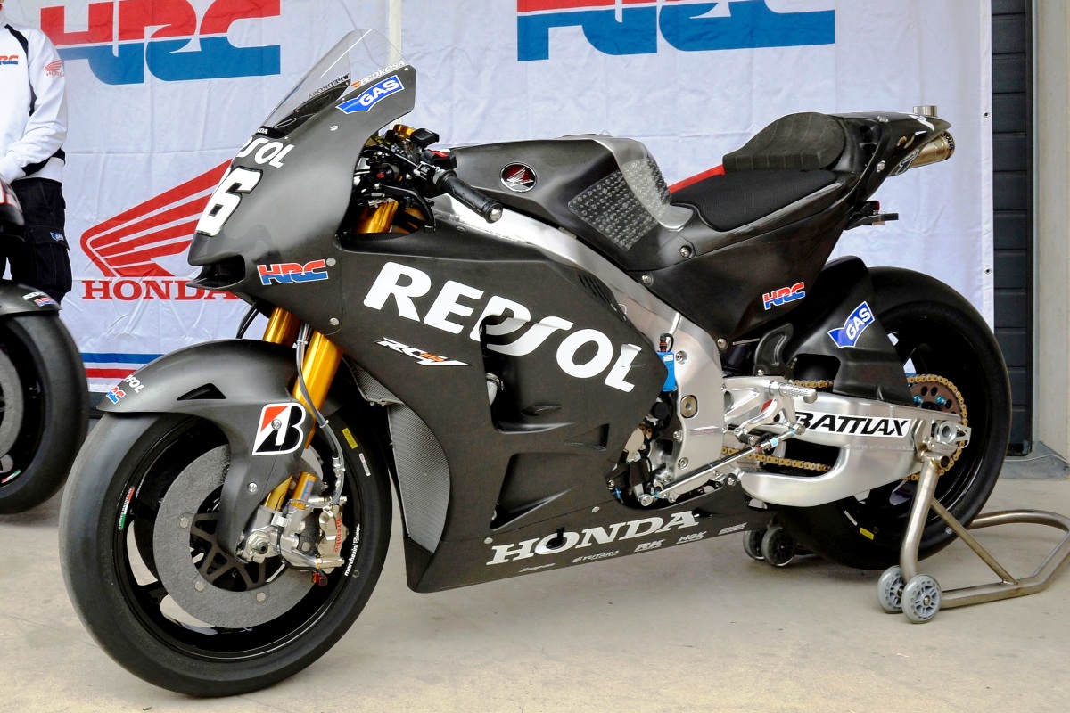 Honda RC213V 2014 Menampakan Diri Di Sirkuit Aragon Majalah