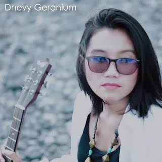 MP3 download Dhevy Geranium - Ngelabur Langit - Single iTunes plus aac m4a mp3