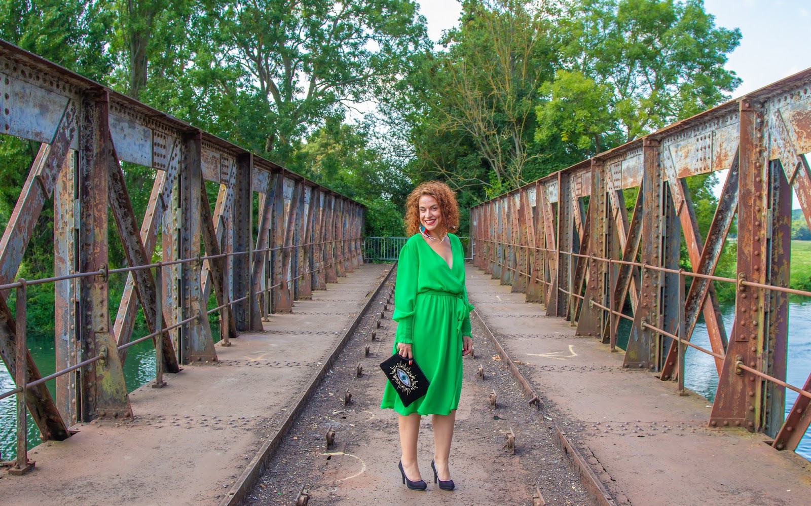 look-robe-de-soiree-vert-pomme