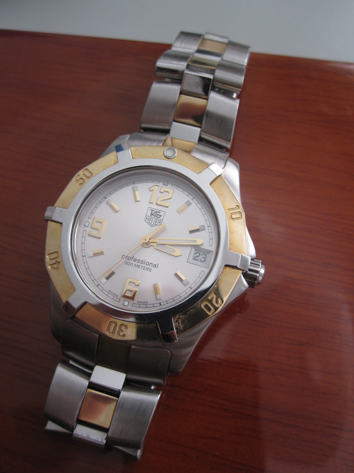Tag Heuer 2000 Exclusive Professional 18K & SS