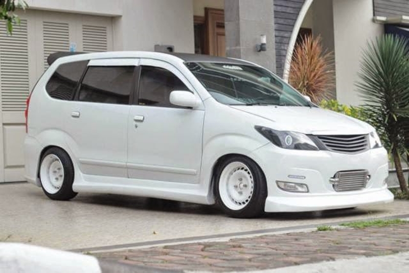 Gambar modifikasi avanza  veloz ceper all new ala jdm drag 