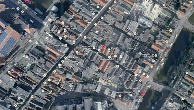 https://www.google.de/maps/place/Lange+Niezel+7,+1012+GS+Amsterdam,+Netherlands/@52.3750611,4.8983928,166m/data=!3m1!1e3!4m2!3m1!1s0x47c609b850f5496d:0x135052ce6c029f48