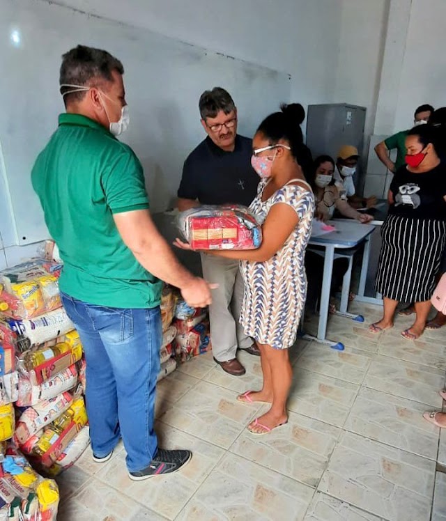 EM AÇÃO INÉDITA, PREFEITURA DE BELO JARDIM INICIA A DISTRIBUIÇÃO DE CINCO MIL CESTAS BÁSICAS PARA FAMÍLIAS DO MUNICÍPIO