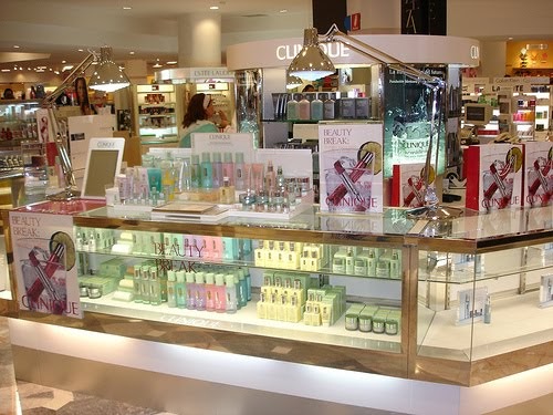 Rasa Hati: Muslihat Kaunter Perfume Di Shoping Mall