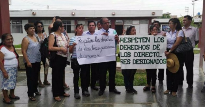 Directores protestaron en instalaciones del Gobierno Regional de Lambayeque