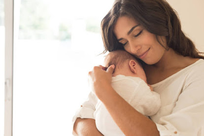 الرضاعة الطبيعية تعزز الرابطة العاطفية بين الأم و الطفل