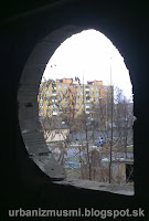 pohľad z okna na sídlisko Juh z už zbúraného pavilónu v Michalovskej nemocnici